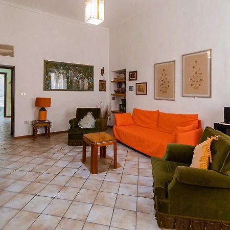 Murphy Holiday Home - Residenza Italia La Maddalena  Extérieur photo